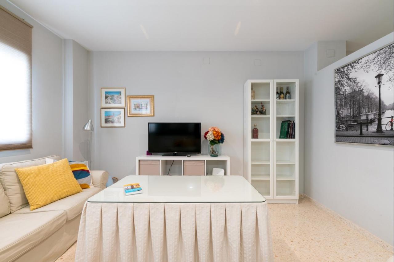 Behouse Reyes Catolicos Appartement Sevilla Buitenkant foto