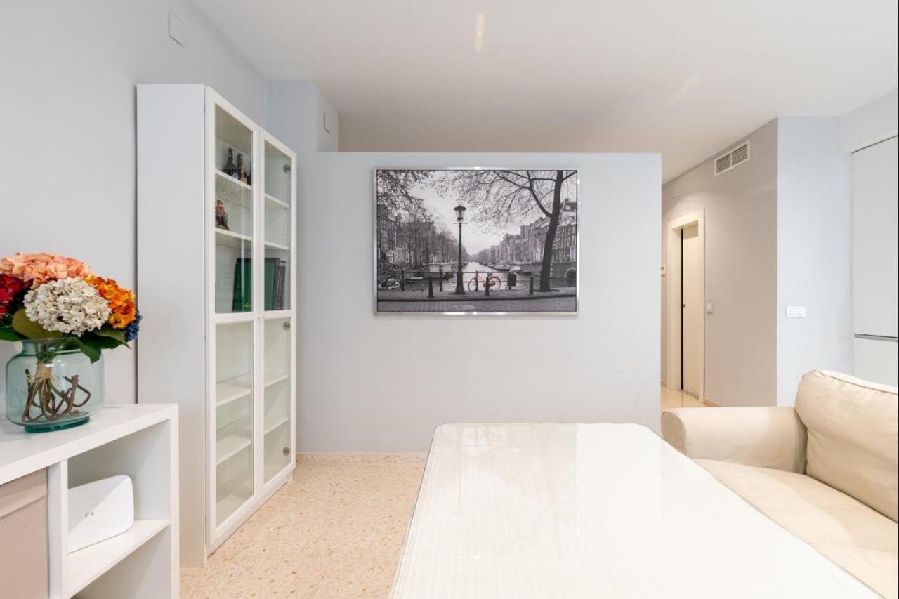 Behouse Reyes Catolicos Appartement Sevilla Buitenkant foto