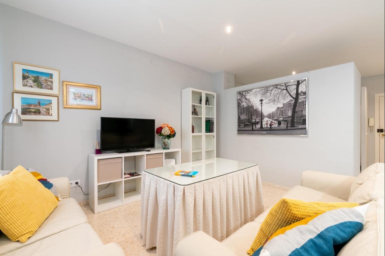 Behouse Reyes Catolicos Appartement Sevilla Buitenkant foto